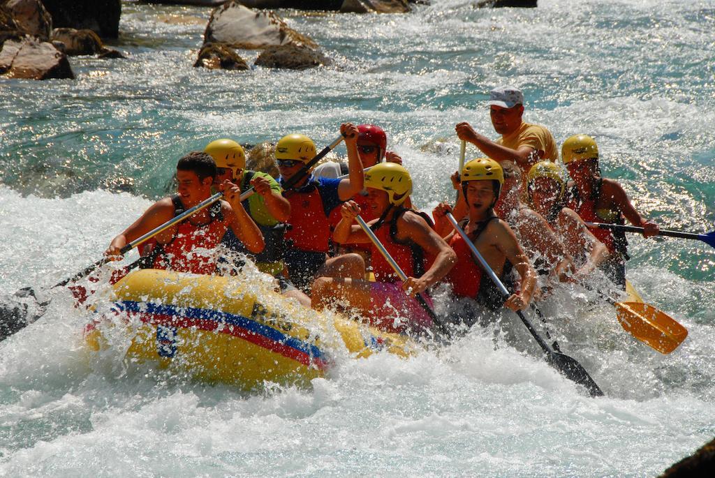 Rafting Center Drina Tara Hotel Bastasi Eksteriør billede